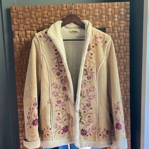 Well loved Floral Embroidered Tan Jacket with Sherpa Lining (Phoebe on Friends)